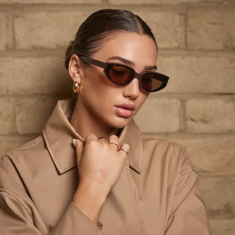 Modern Flat-Lens Cat-Eye Sunglasses Eyewear Shades